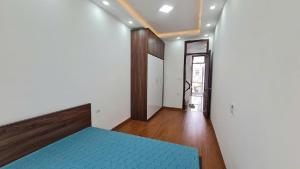Bán nhà phố Bạch Mai, quận Hai Bà Trưng, mặt ngõ to, kinh doanh, 5x tỷ